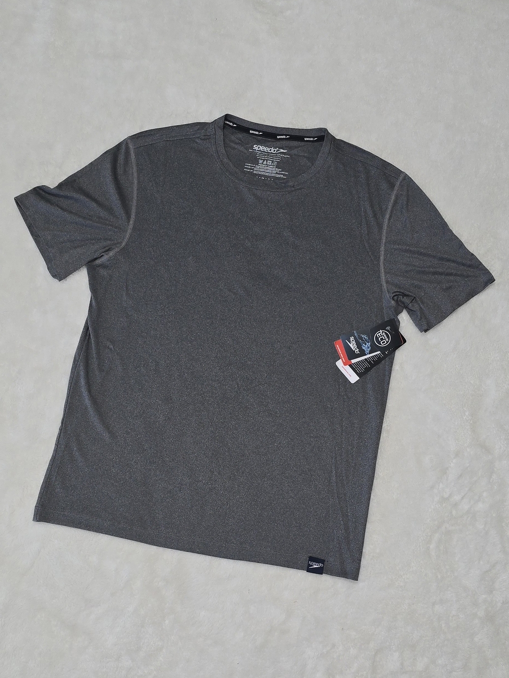 NWT Speedo Men's Medium Swim Shirt Rash Guard Volcanic Ash Grey Bondi Beach Grap
